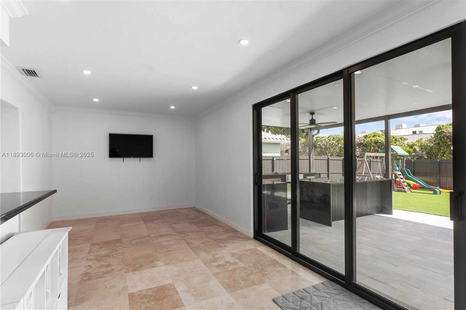 Small Image of 1315 NORTH 47TH AVE, Hollywood Number 15