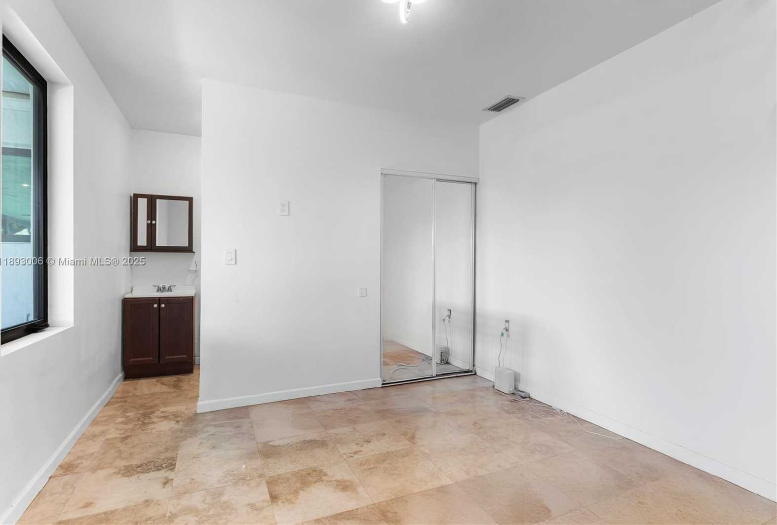 Small Image of 1315 NORTH 47TH AVE, Hollywood Number 23