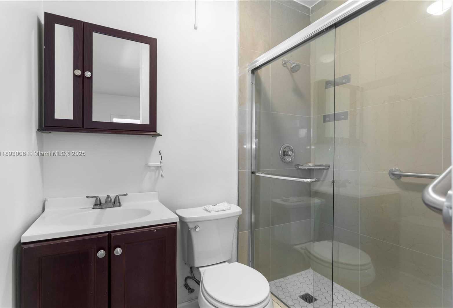 Small Image of 1315 NORTH 47TH AVE, Hollywood Number 24