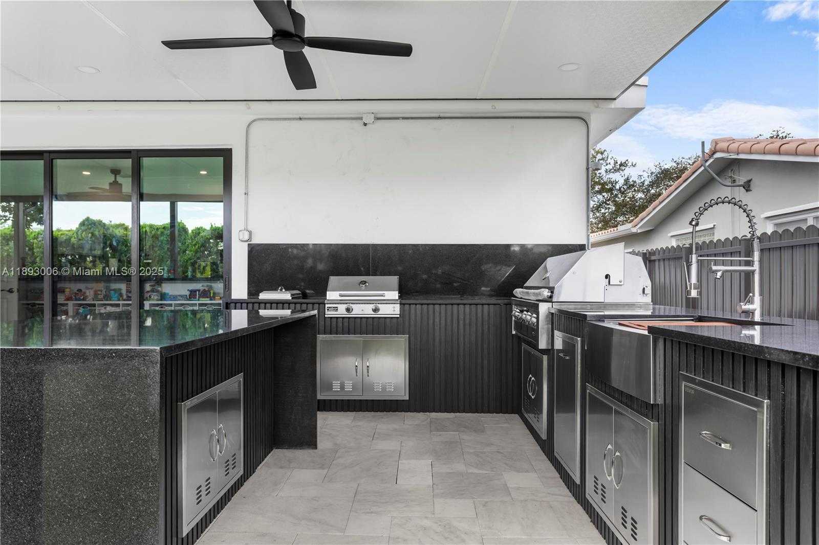 Small Image of 1315 NORTH 47TH AVE, Hollywood Number 32