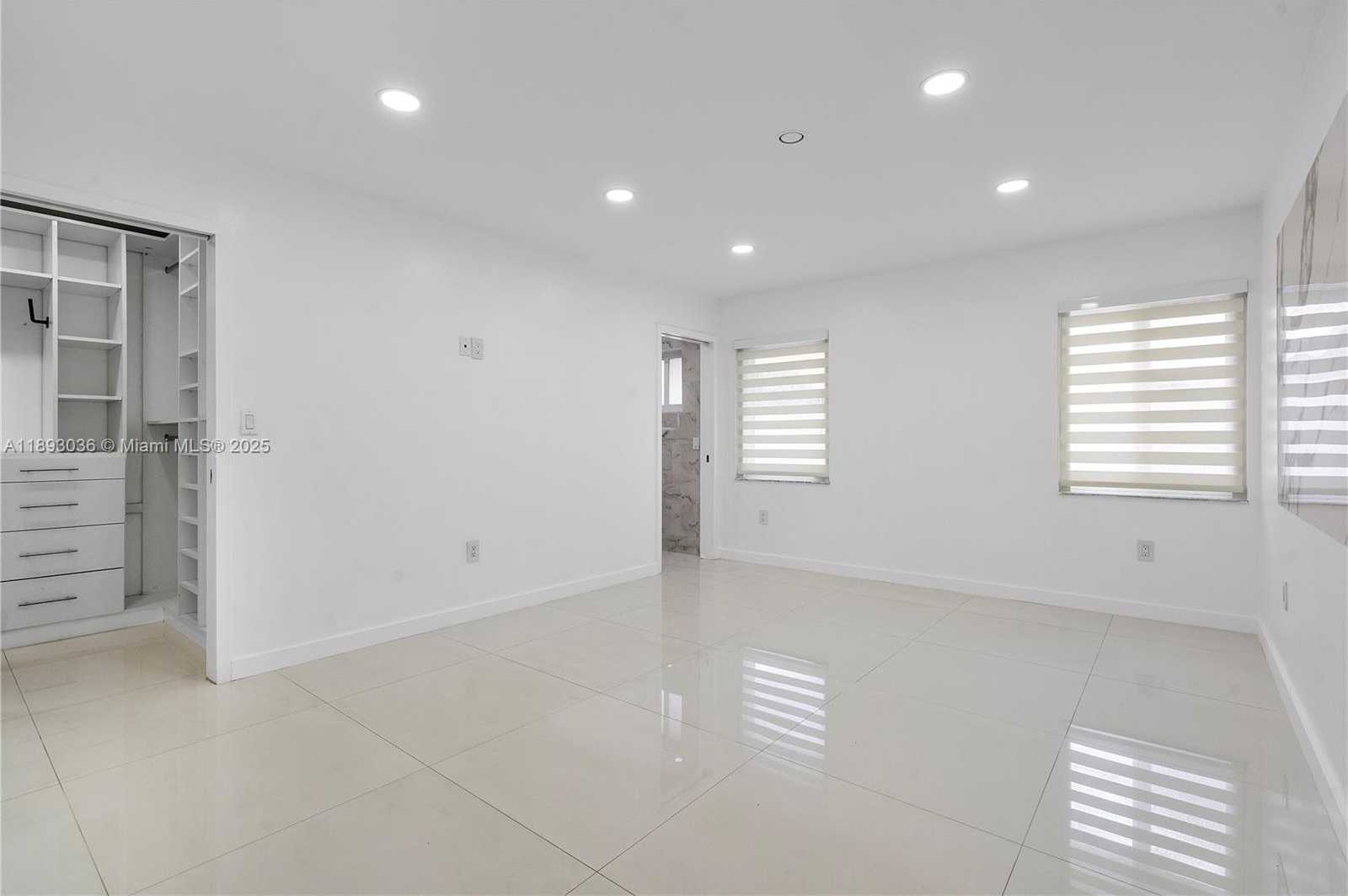Small Image of 7873 NORTH WEST 191ST ST, Hialeah Number 23
