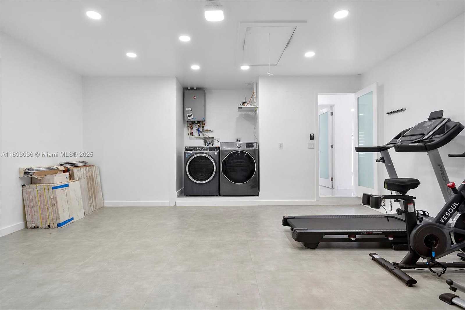 Small Image of 7873 NORTH WEST 191ST ST, Hialeah Number 45