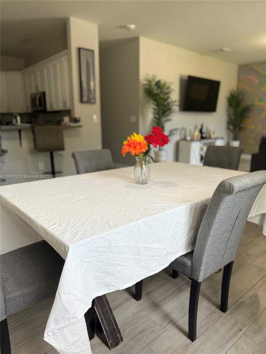 Small Image of 409 NORTH WEST 13TH AVE, Fort Lauderdale Number 4