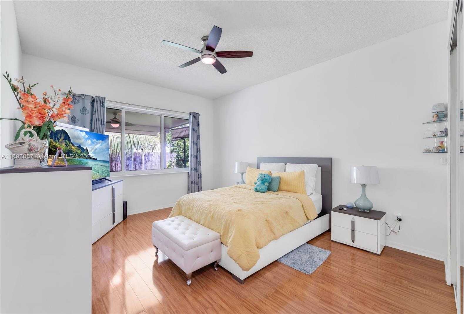 Small Image of 382 NORTH EAST 19TH AVE, Homestead Number 12