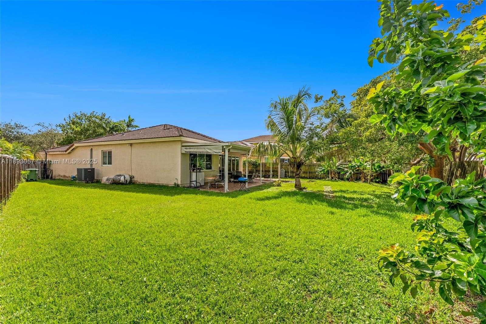 Small Image of 382 NORTH EAST 19TH AVE, Homestead Number 26