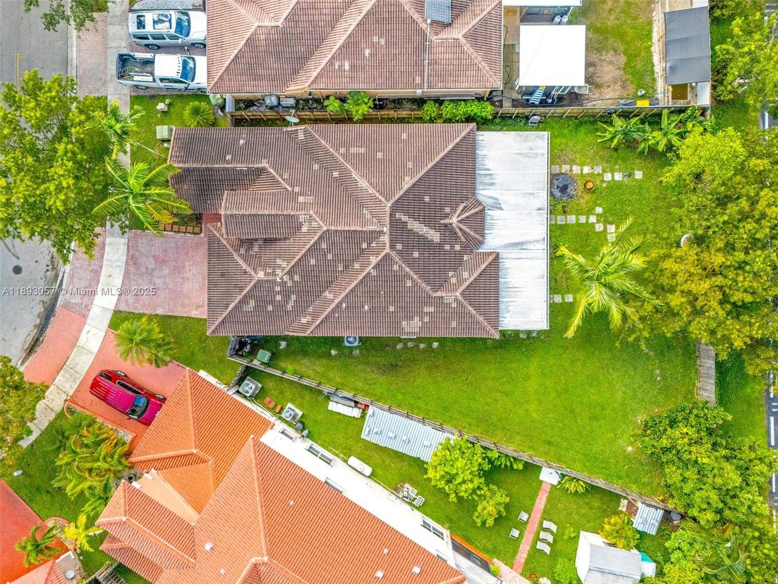 Small Image of 382 NORTH EAST 19TH AVE, Homestead Number 28