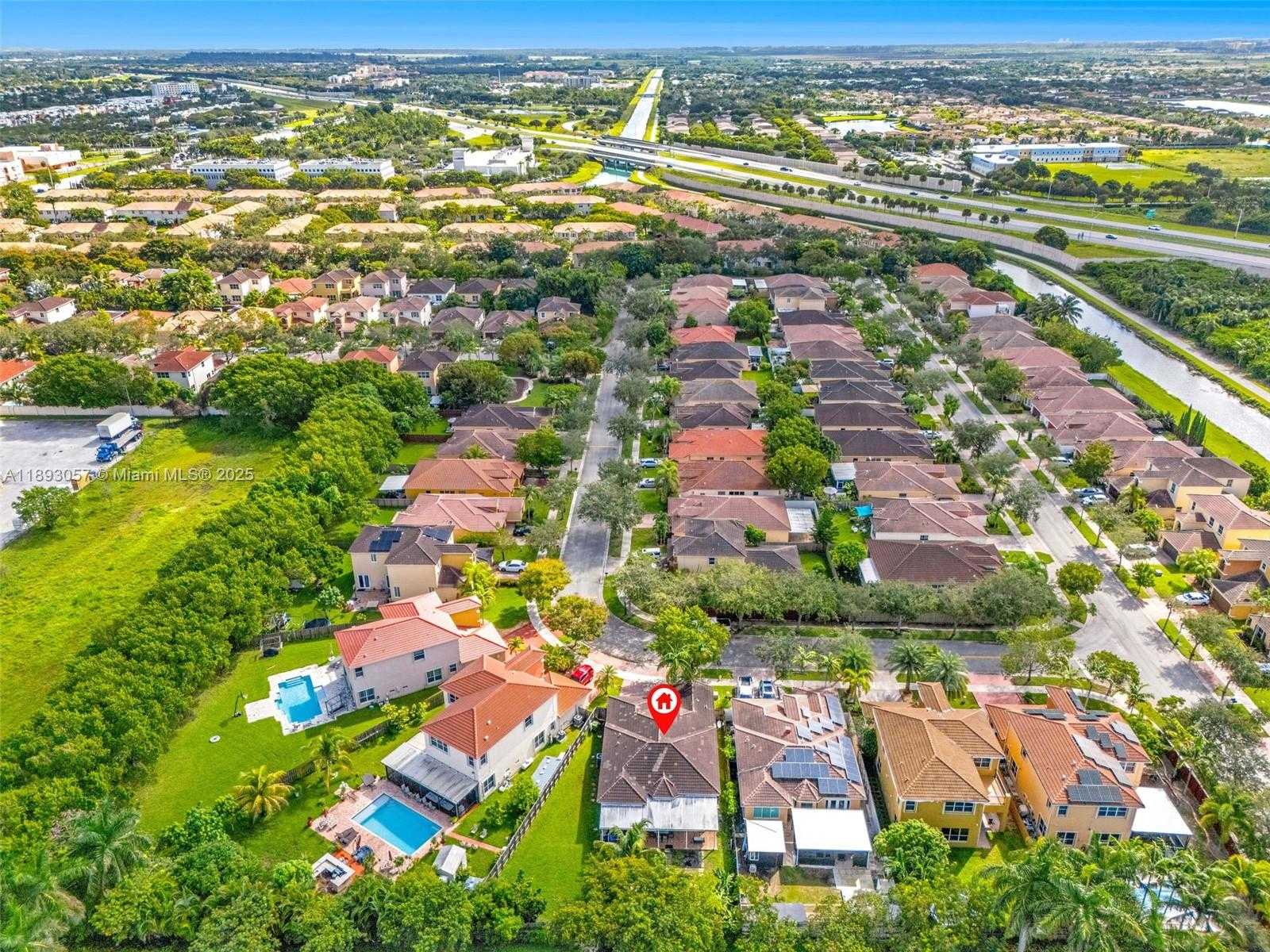 Small Image of 382 NORTH EAST 19TH AVE, Homestead Number 30