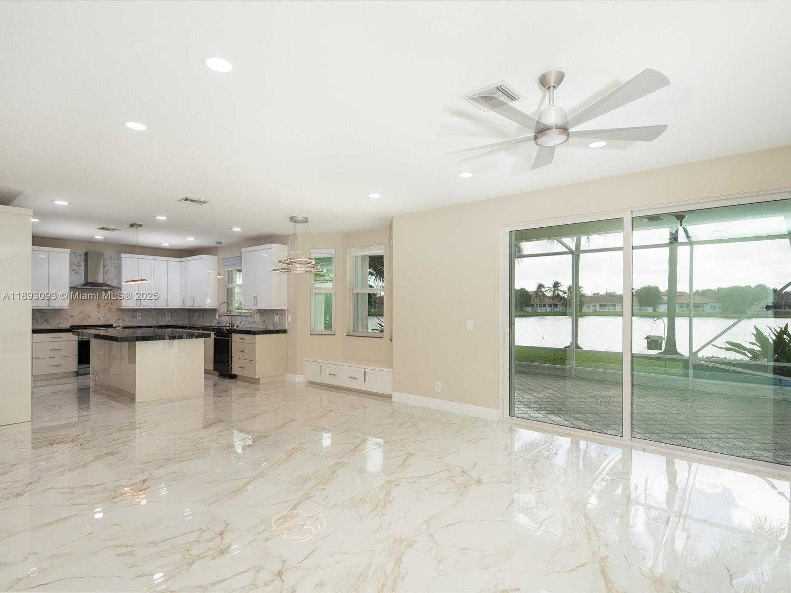 Small Image of 3560 MOON BAY CIR, Wellington Number 13