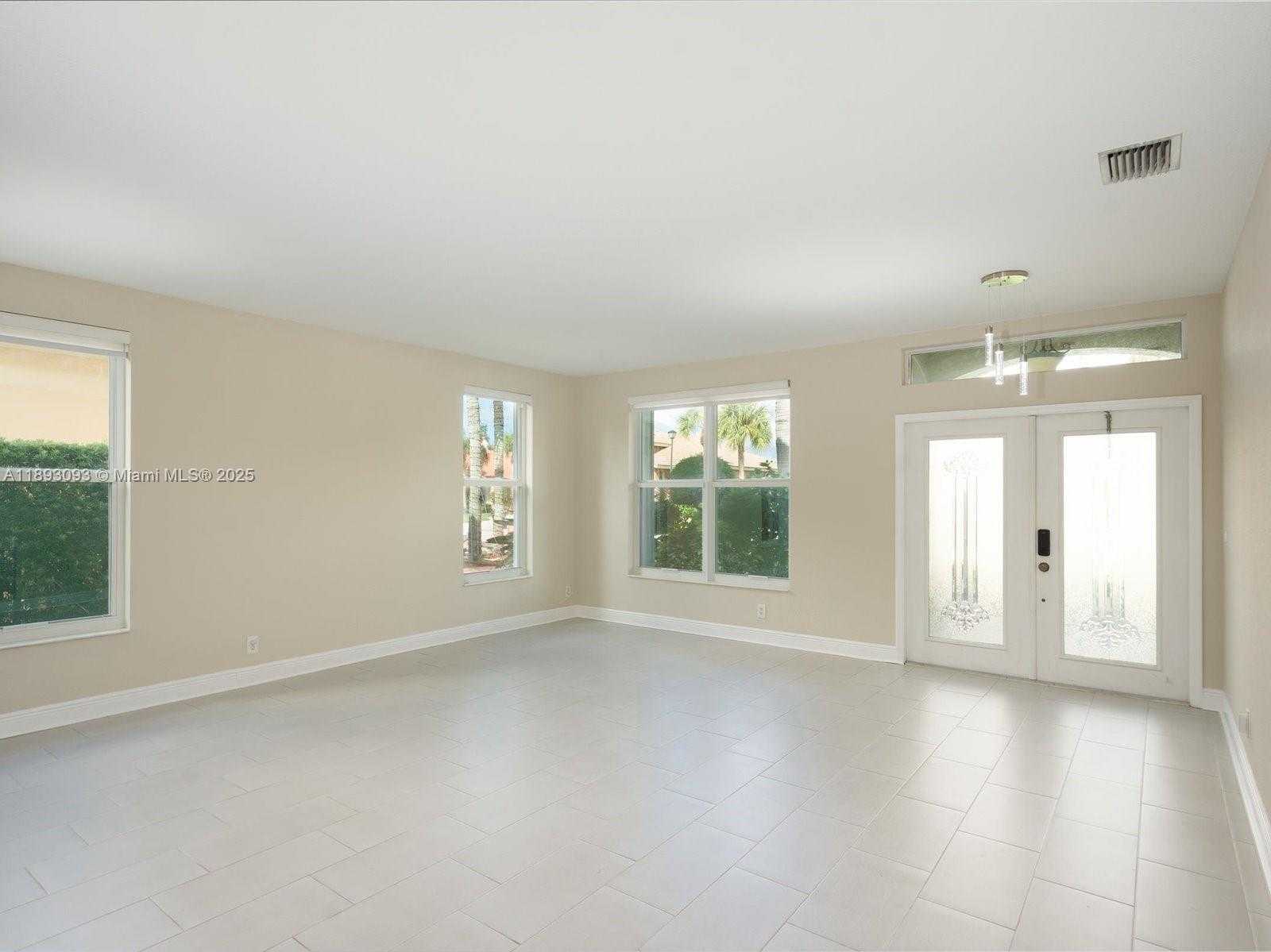 Small Image of 3560 MOON BAY CIR, Wellington Number 17