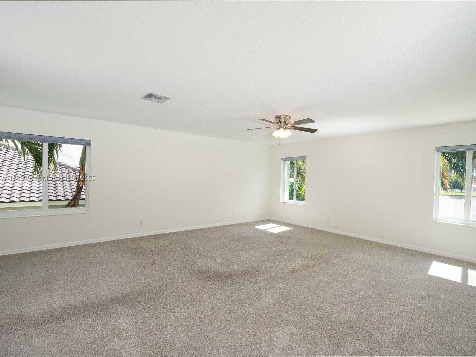 Small Image of 3560 MOON BAY CIR, Wellington Number 20