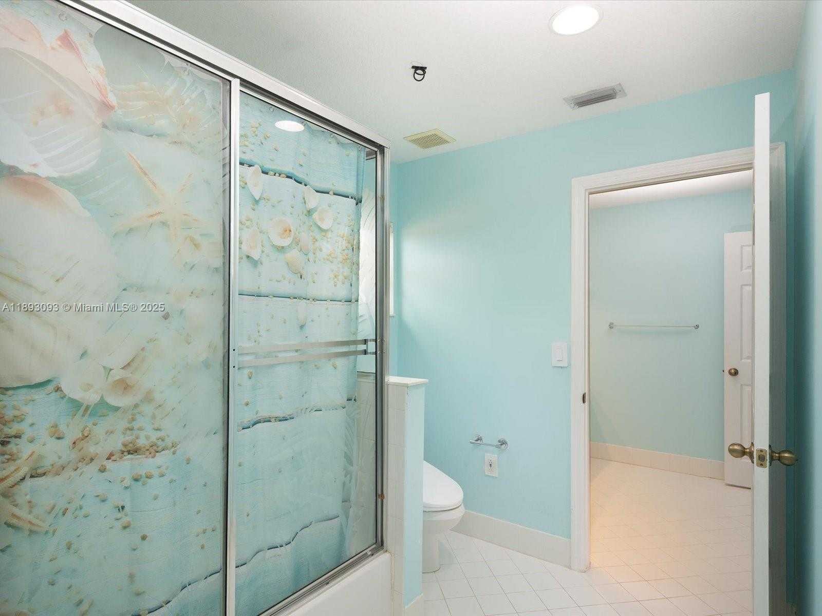 Small Image of 3560 MOON BAY CIR, Wellington Number 26