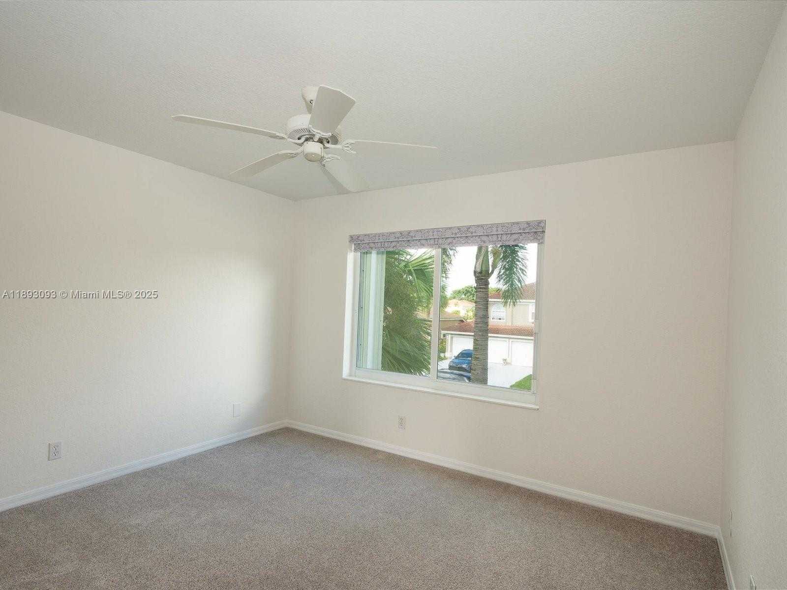 Small Image of 3560 MOON BAY CIR, Wellington Number 28