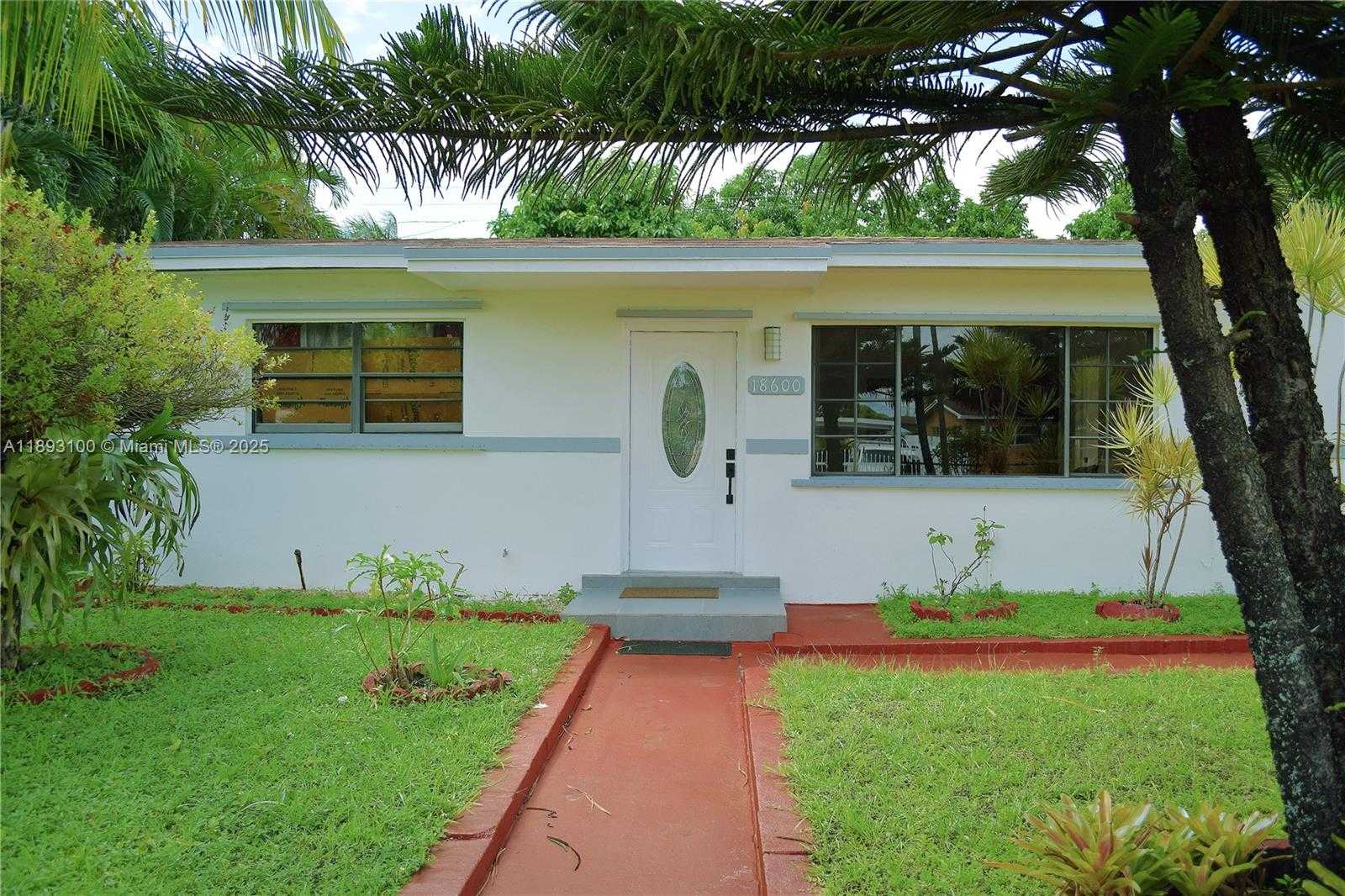 Small Image of 18600 NORTH WEST 42ND PL, Miami Gardens Number 12