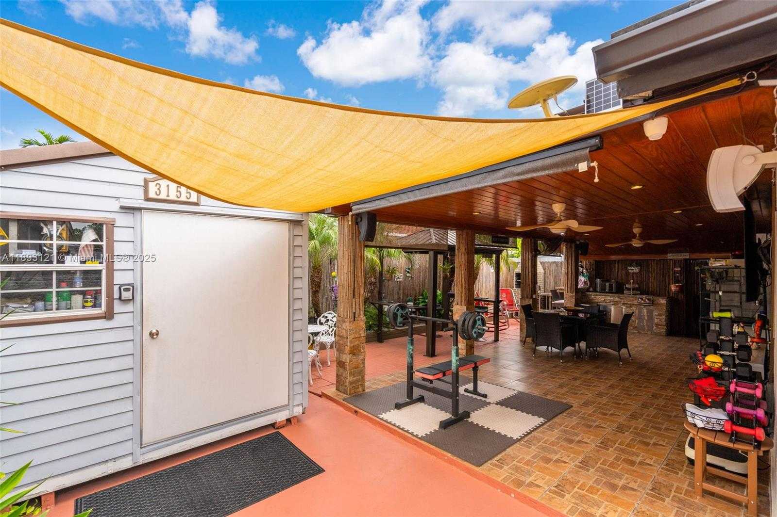 Small Image of 3155 WEST 68TH PL, Hialeah Number 27