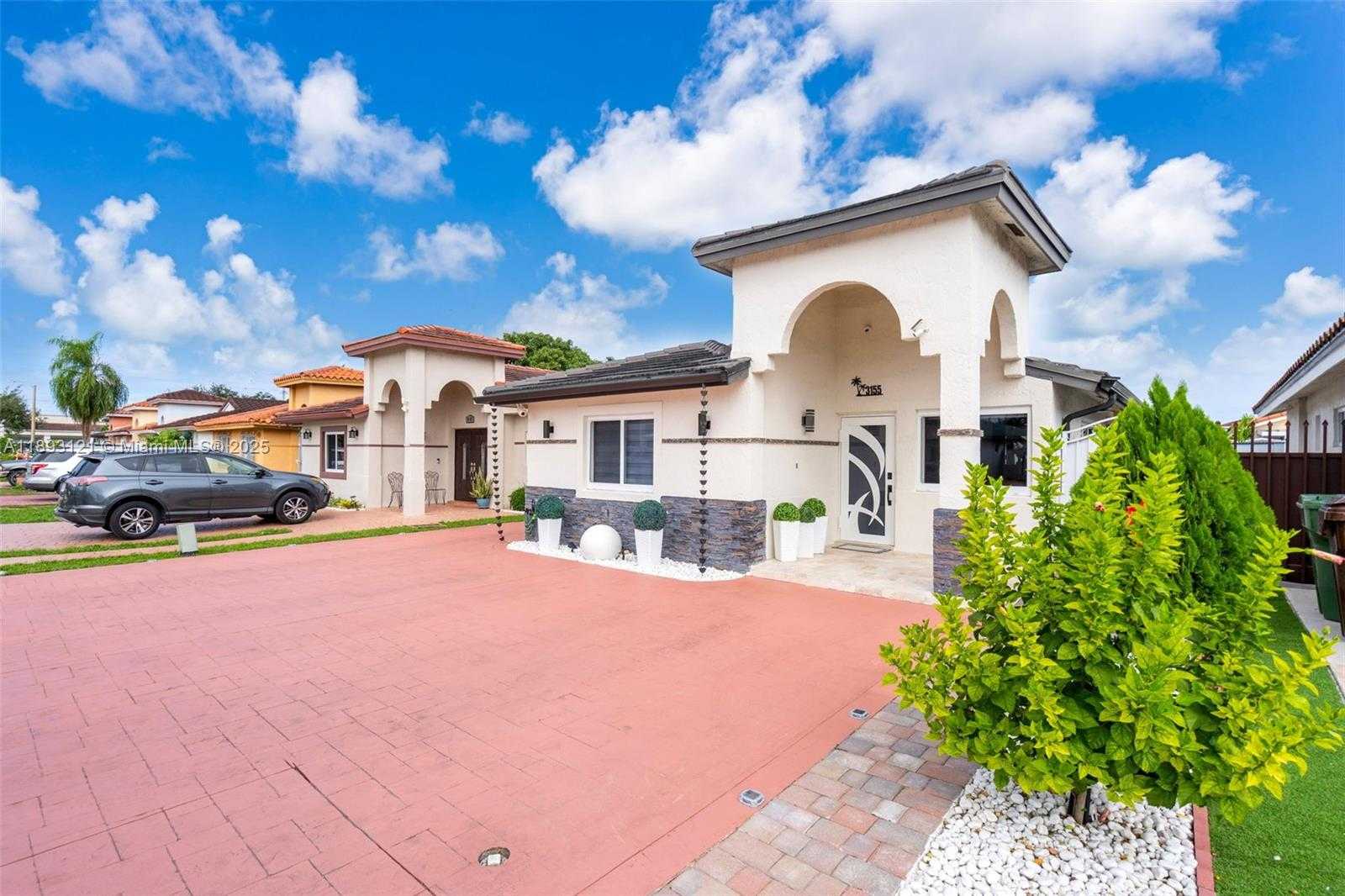 Small Image of 3155 WEST 68TH PL, Hialeah Number 3