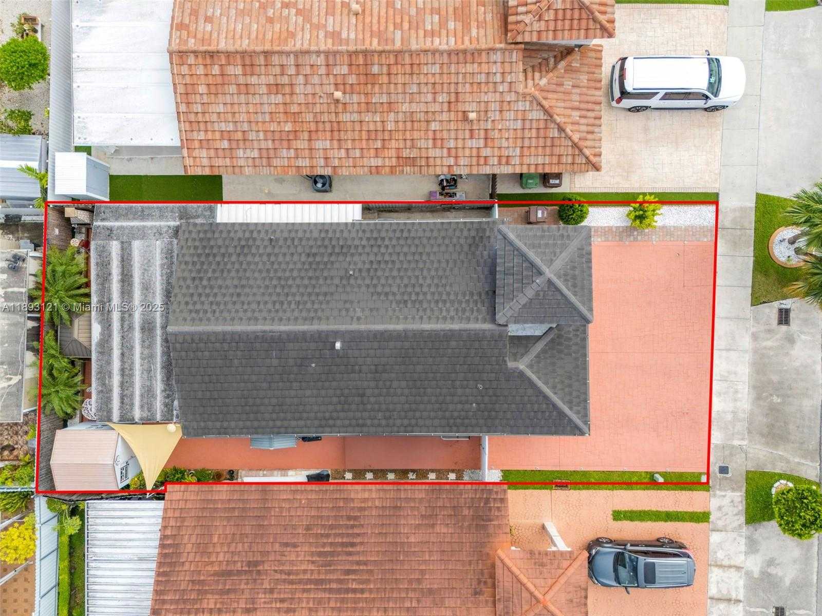 Small Image of 3155 WEST 68TH PL, Hialeah Number 40