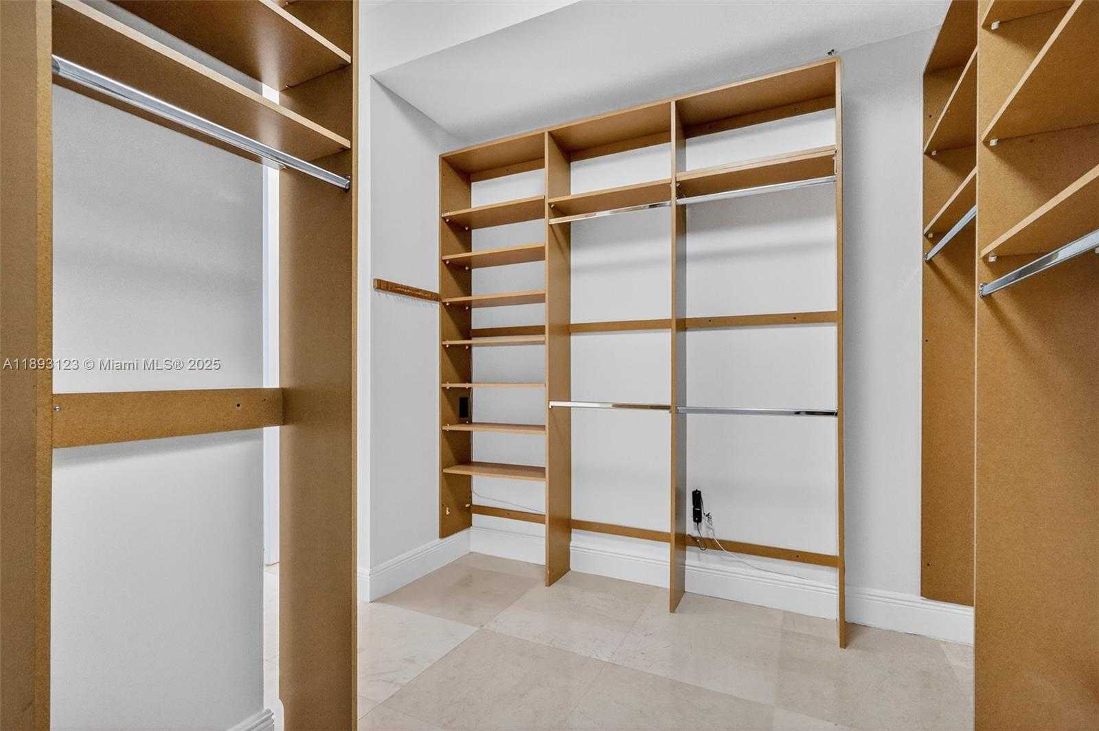 Small Image of 7837 SOUTH WEST 117TH ST, Pinecrest Number 35