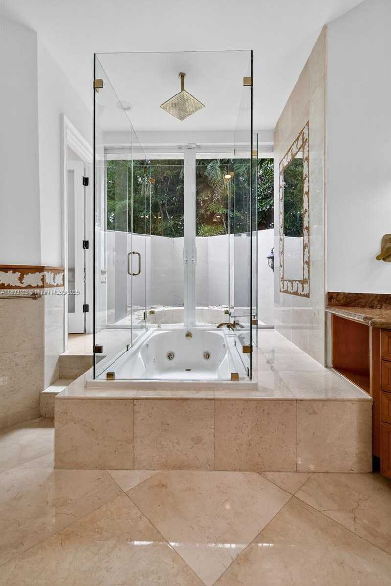 Small Image of 7837 SOUTH WEST 117TH ST, Pinecrest Number 38