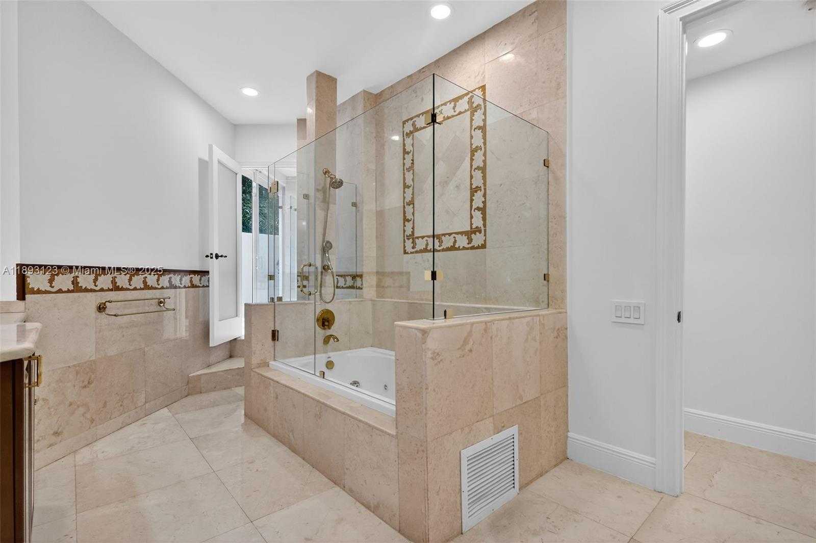 Small Image of 7837 SOUTH WEST 117TH ST, Pinecrest Number 41