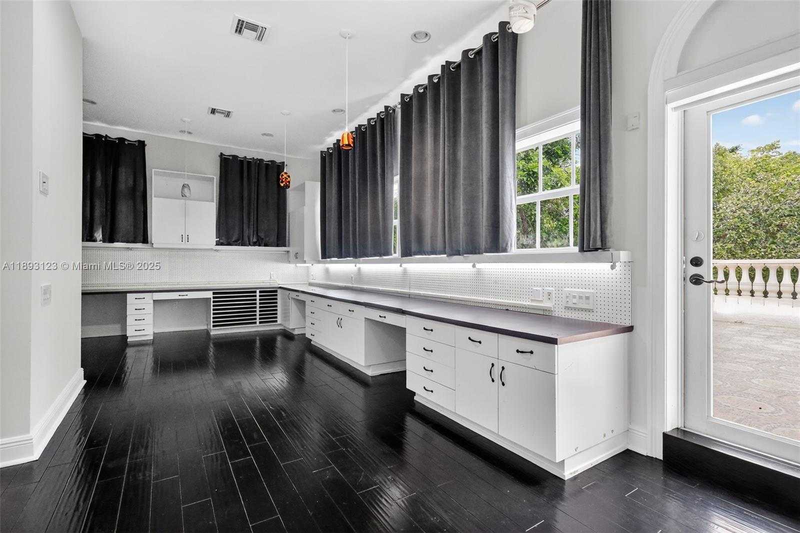 Small Image of 7837 SOUTH WEST 117TH ST, Pinecrest Number 49