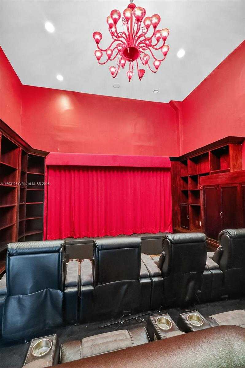 Small Image of 7837 SOUTH WEST 117TH ST, Pinecrest Number 58