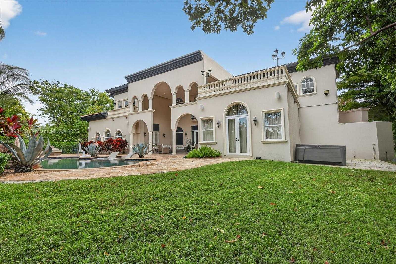 Small Image of 7837 SOUTH WEST 117TH ST, Pinecrest Number 62