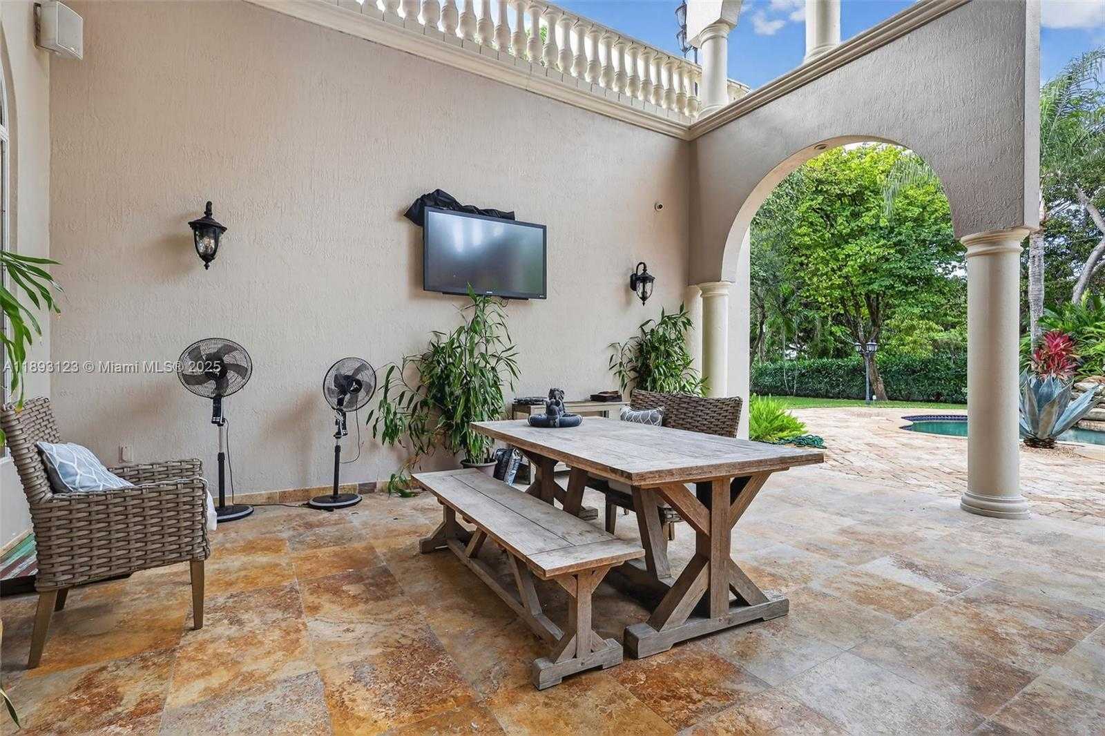 Small Image of 7837 SOUTH WEST 117TH ST, Pinecrest Number 65