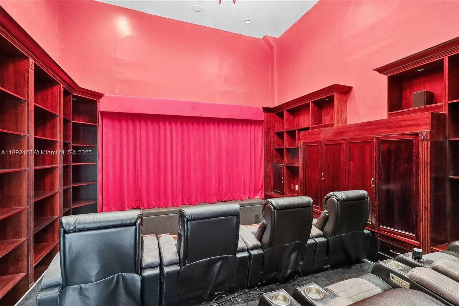 Small Image of 7837 SOUTH WEST 117TH ST, Pinecrest Number 89