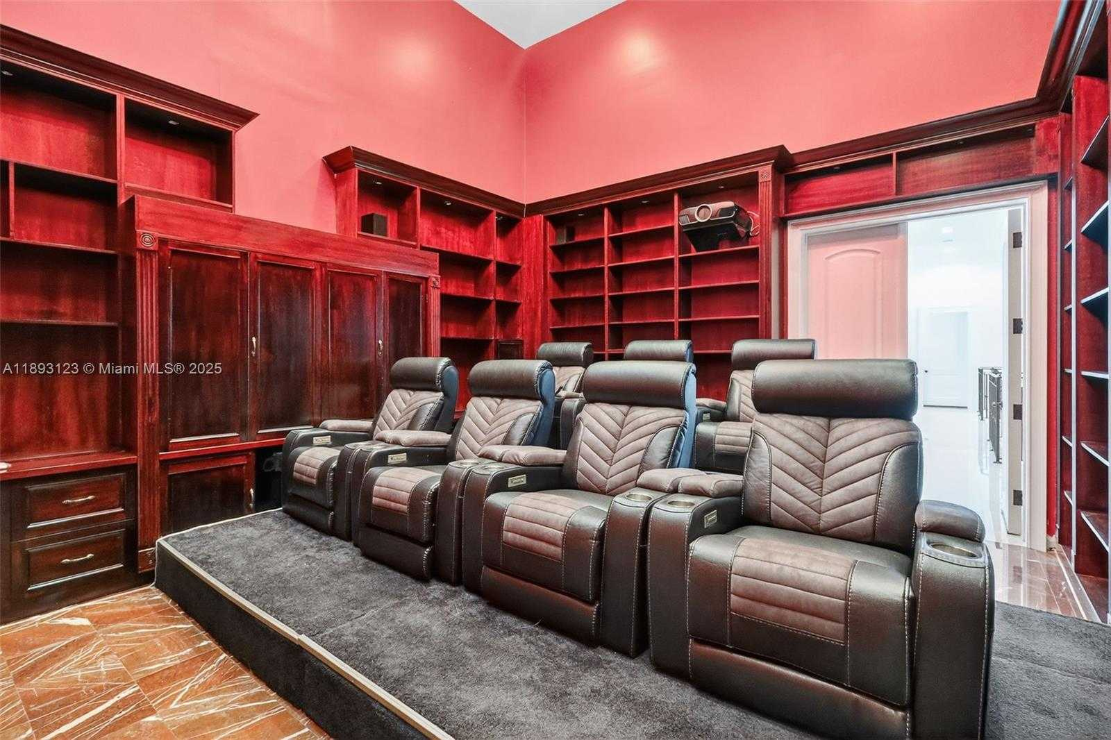 Small Image of 7837 SOUTH WEST 117TH ST, Pinecrest Number 90