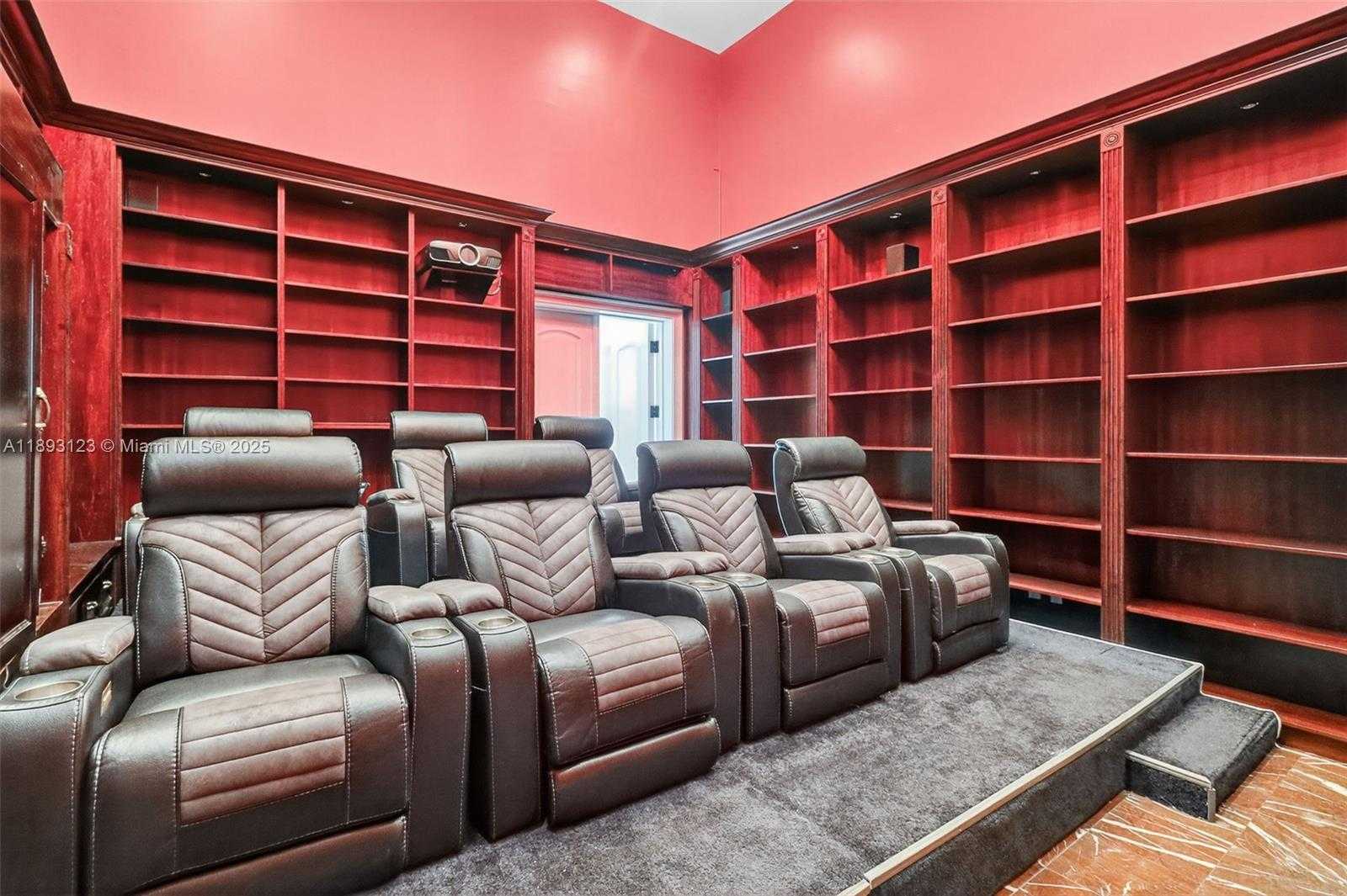 Small Image of 7837 SOUTH WEST 117TH ST, Pinecrest Number 91