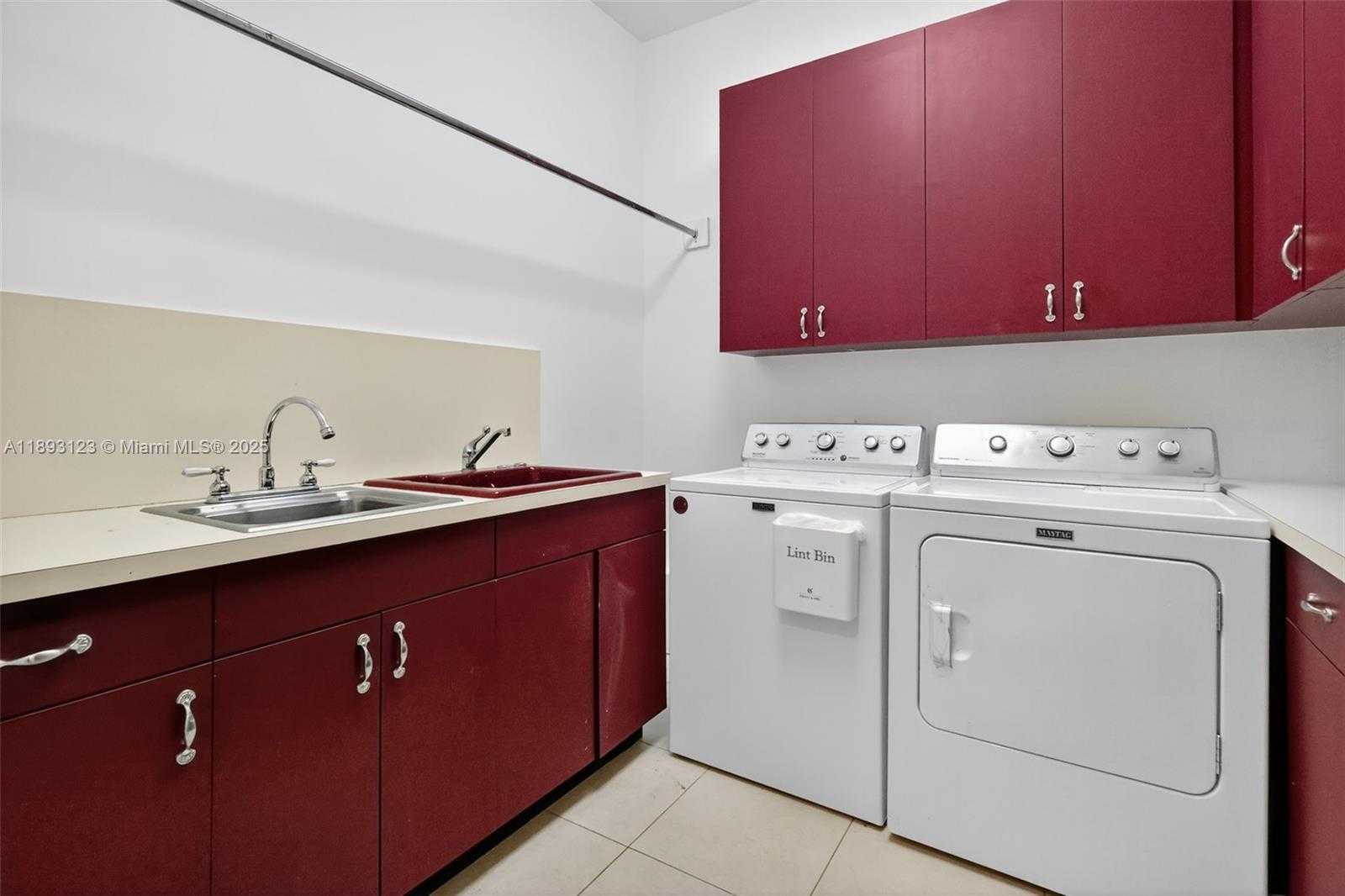 Small Image of 7837 SOUTH WEST 117TH ST, Pinecrest Number 96