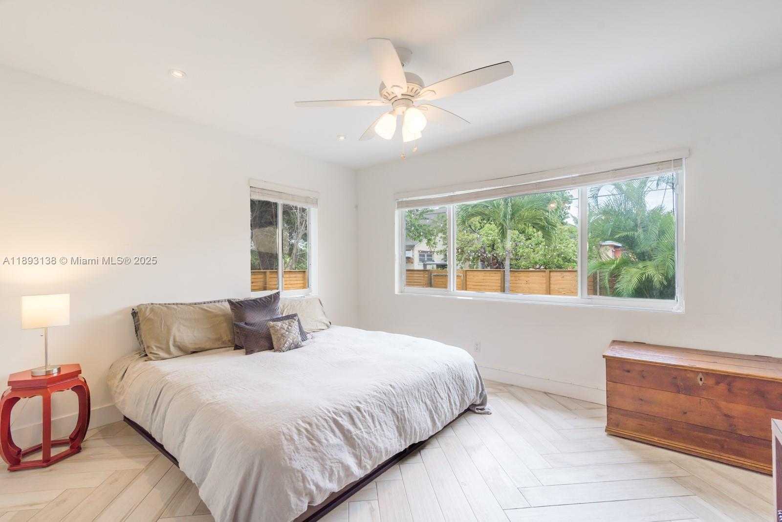 Small Image of 44 NORTH WEST 40TH ST, Miami Number 15