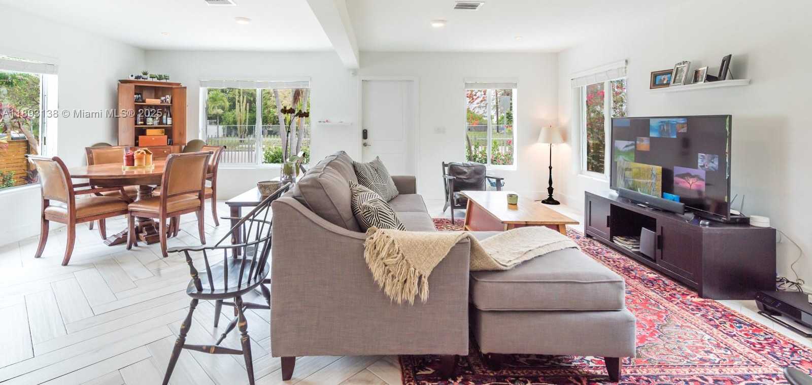 Small Image of 44 NORTH WEST 40TH ST, Miami Number 8