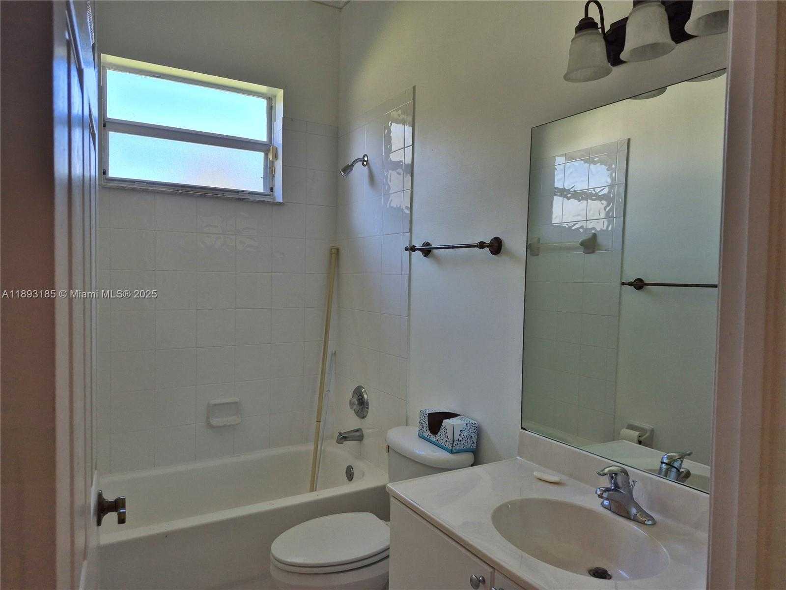 Small Image of 2902 AUGUSTA DR, Homestead Number 10