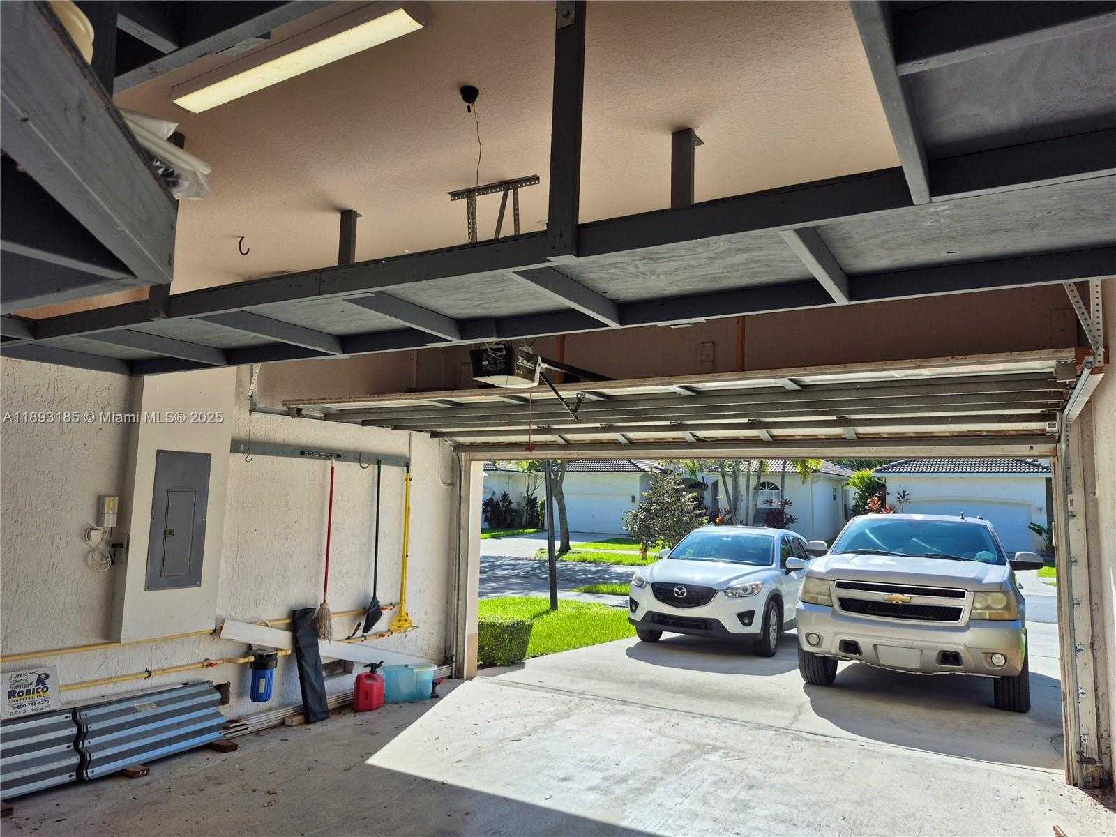 Small Image of 2902 AUGUSTA DR, Homestead Number 13