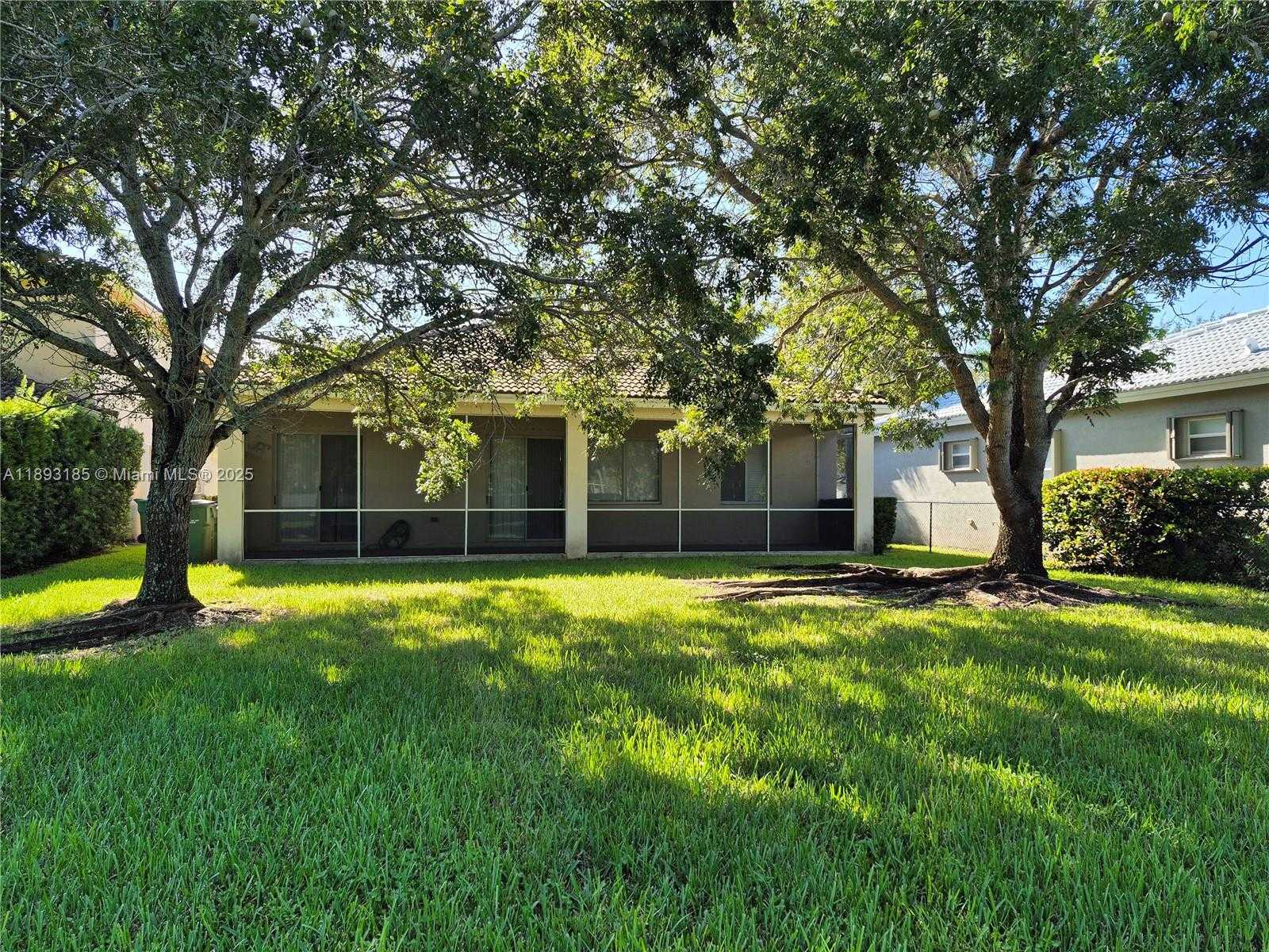 Small Image of 2902 AUGUSTA DR, Homestead Number 16