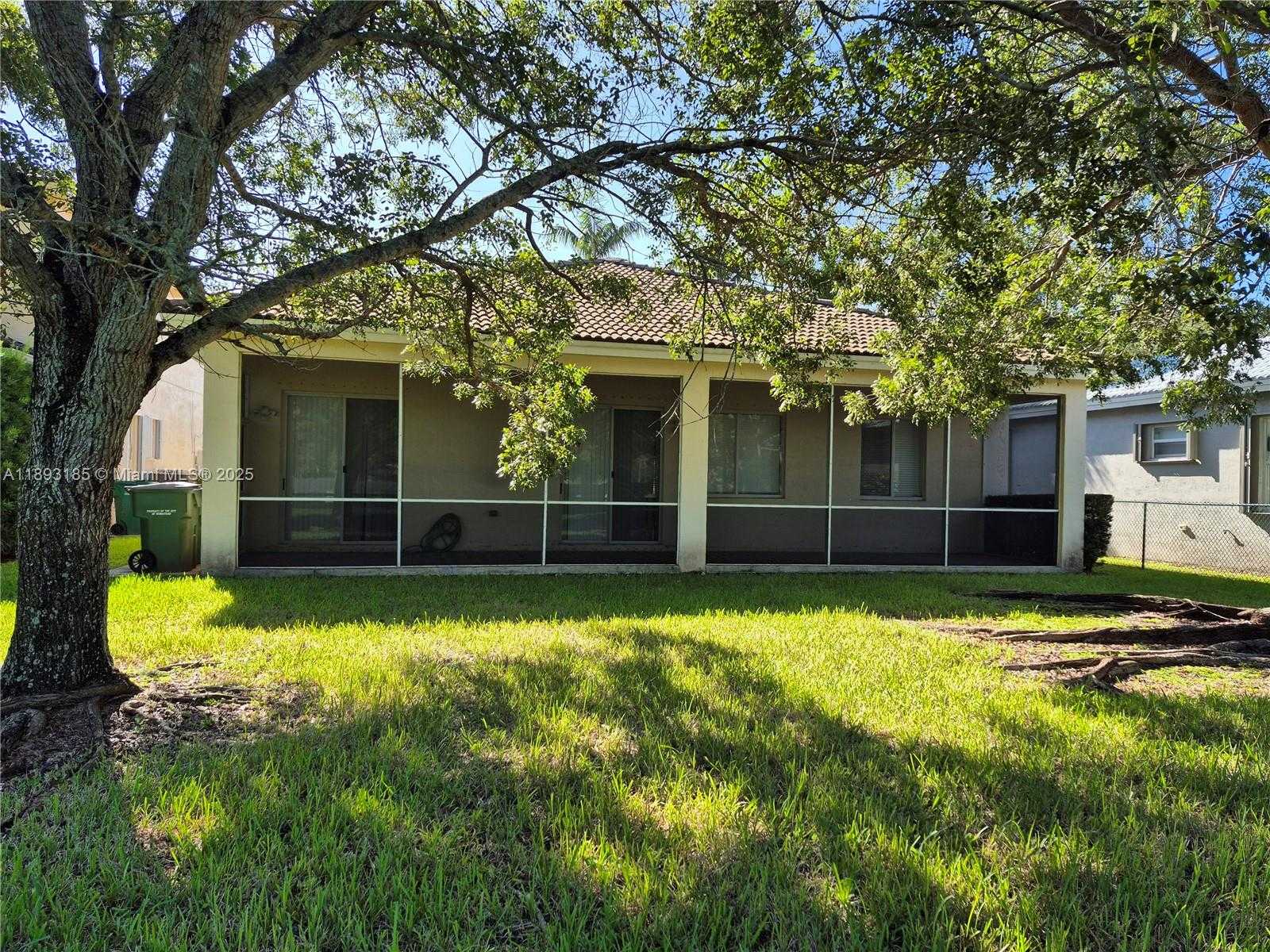 Small Image of 2902 AUGUSTA DR, Homestead Number 17
