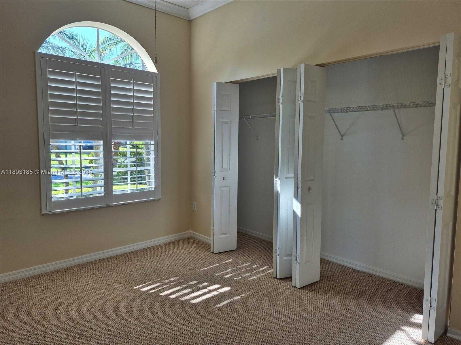 Small Image of 2902 AUGUSTA DR, Homestead Number 8