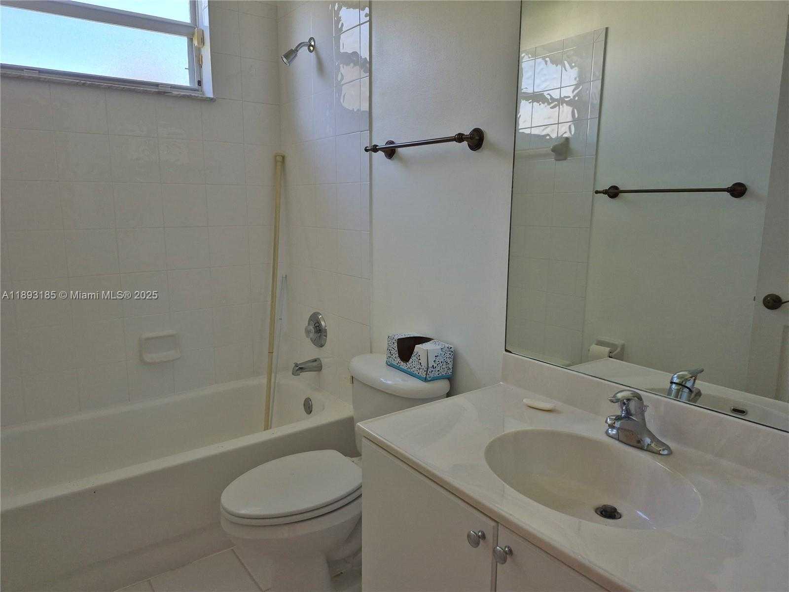 Small Image of 2902 AUGUSTA DR, Homestead Number 9