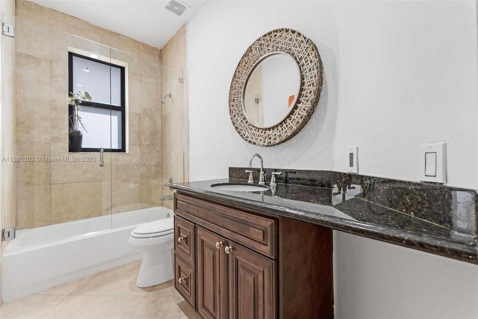 Small Image of 2864 EAST ABIACA CIR, Davie Number 31