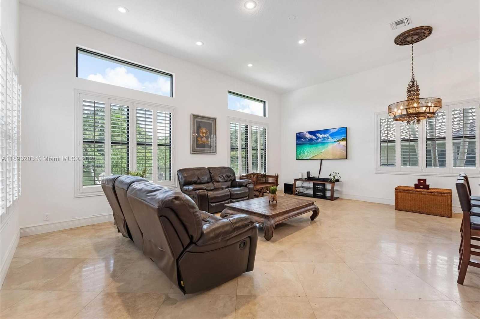 Small Image of 2864 EAST ABIACA CIR, Davie Number 32