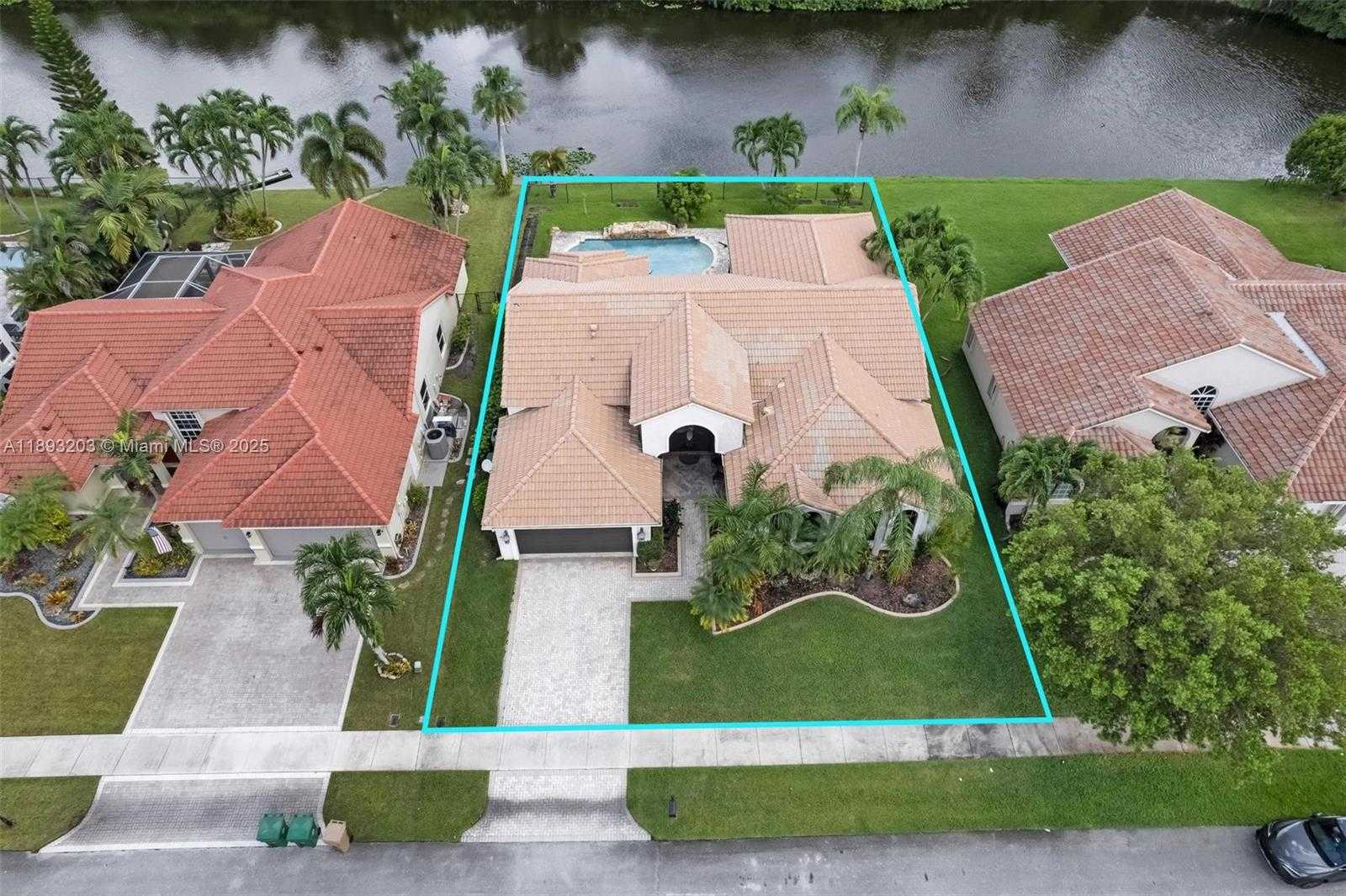 Small Image of 2864 EAST ABIACA CIR, Davie Number 40