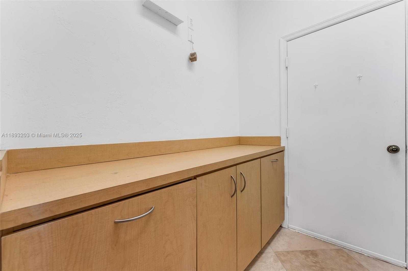 Small Image of 2864 EAST ABIACA CIR, Davie Number 49