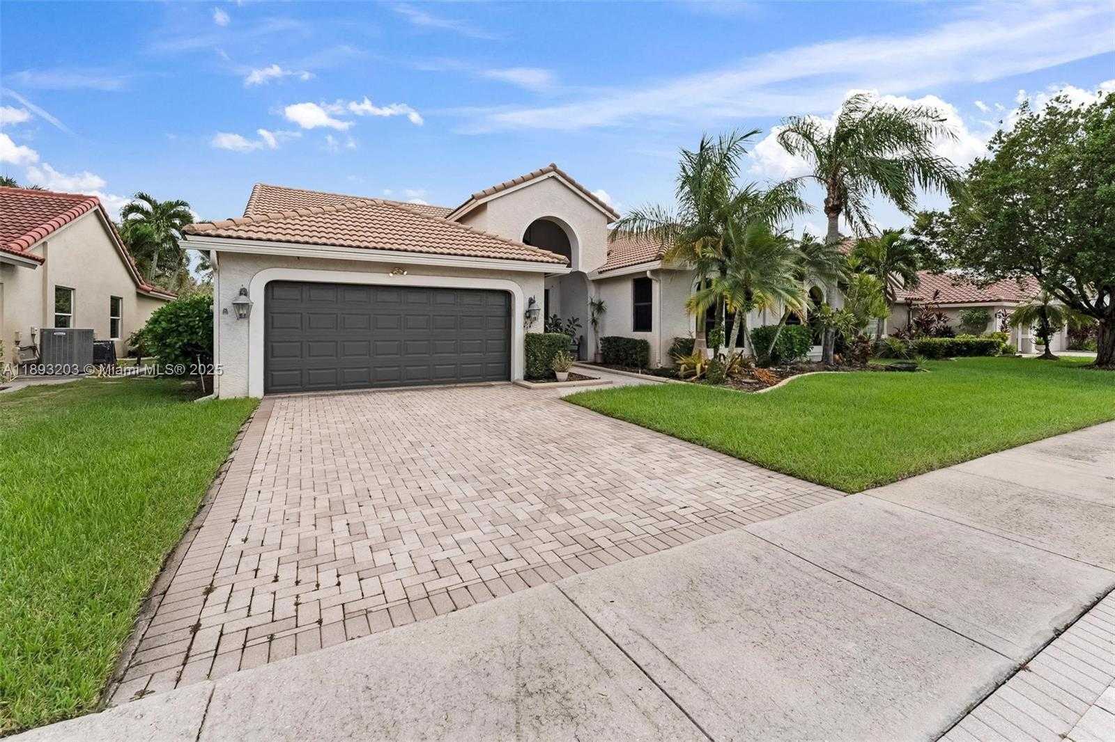 Small Image of 2864 EAST ABIACA CIR, Davie Number 51