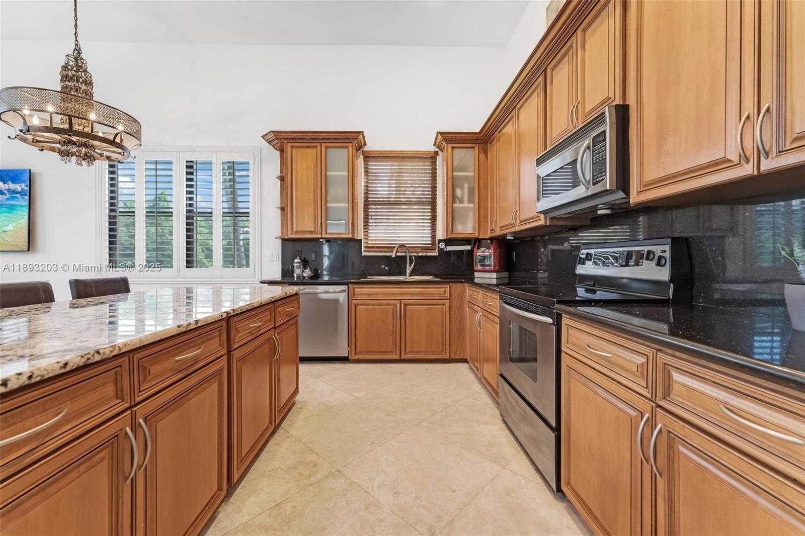 Small Image of 2864 EAST ABIACA CIR, Davie Number 9