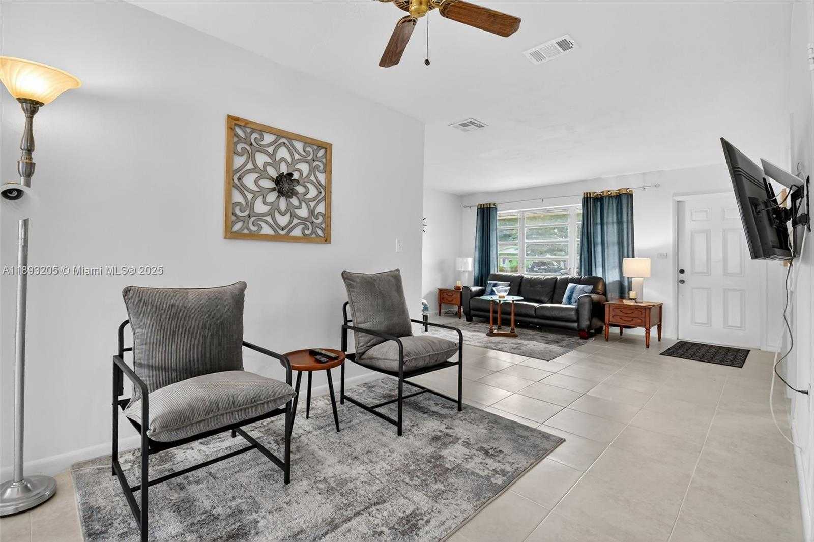 Small Image of 331 NORTH 71ST AVE, Hollywood Number 18