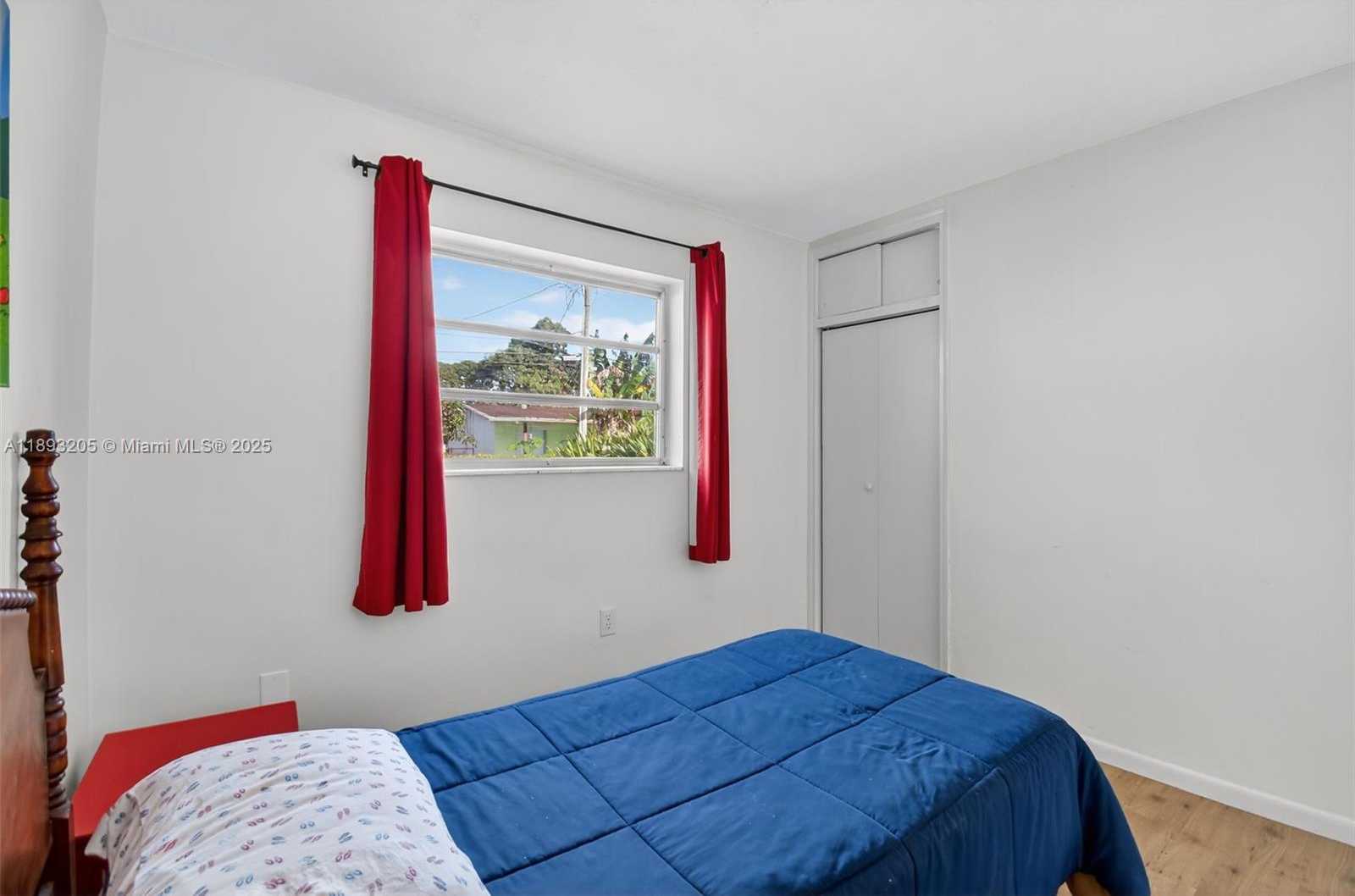 Small Image of 331 NORTH 71ST AVE, Hollywood Number 22