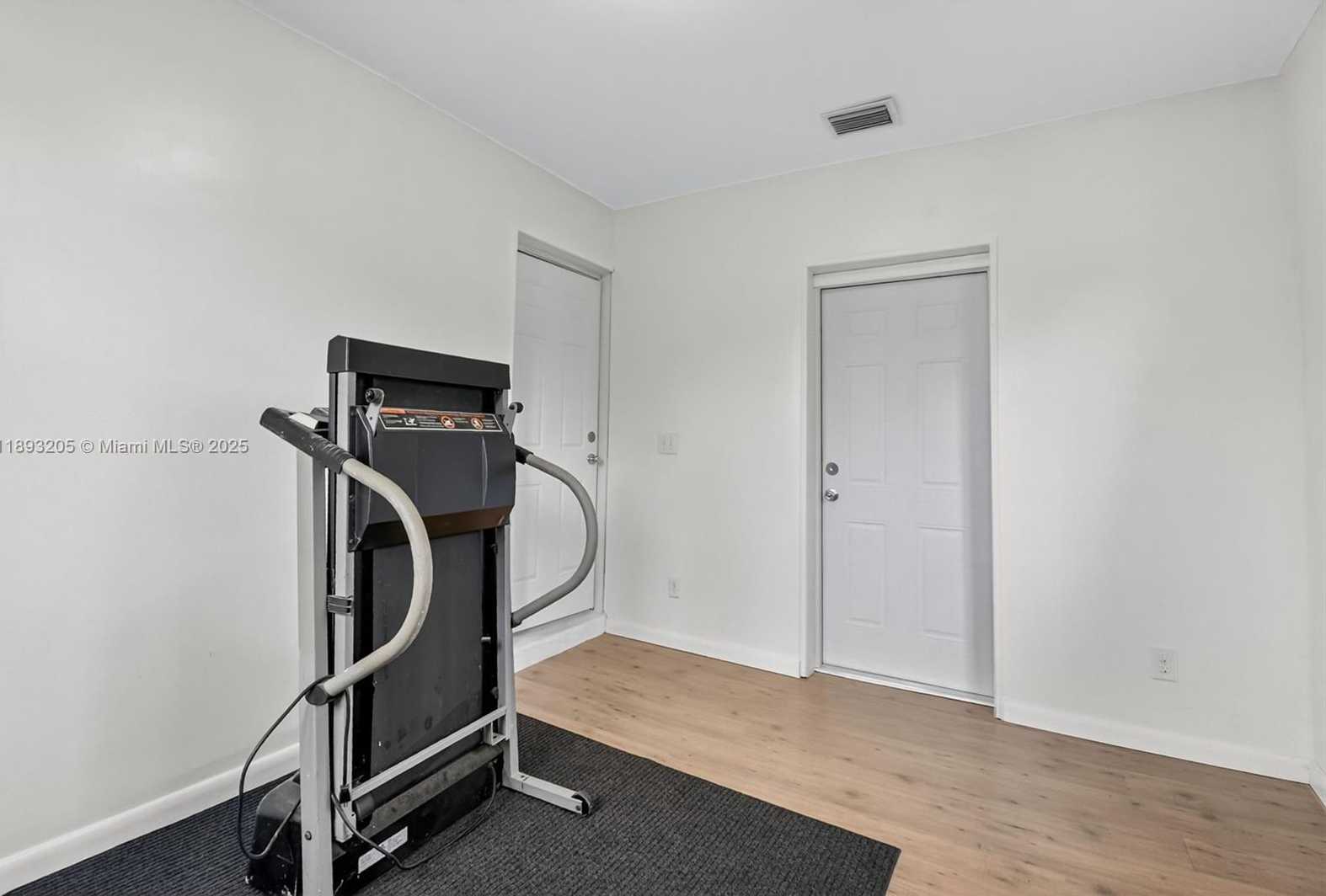 Small Image of 331 NORTH 71ST AVE, Hollywood Number 32