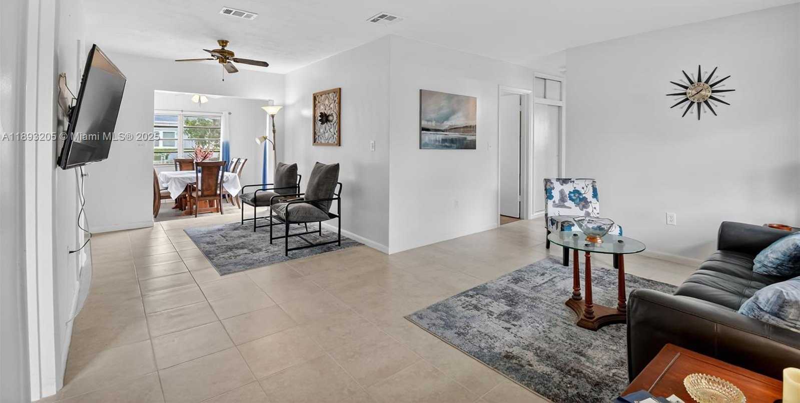 Small Image of 331 NORTH 71ST AVE, Hollywood Number 6