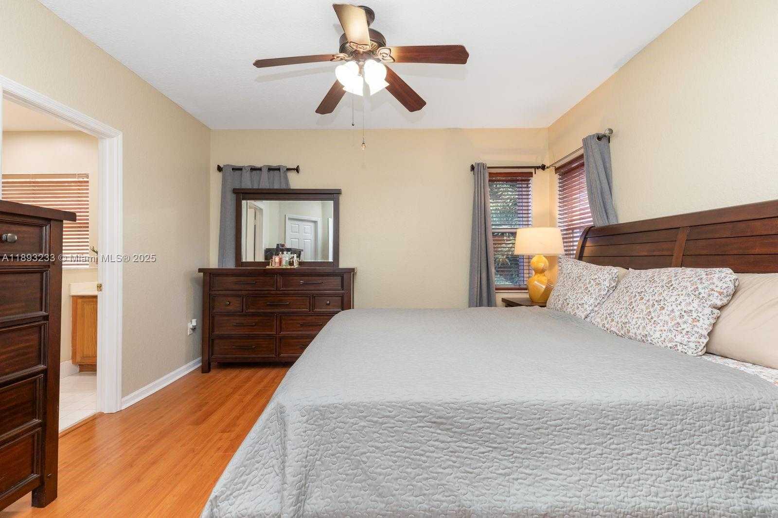 Small Image of 7557 NORTH WEST 18TH DR, Pembroke Pines Number 20